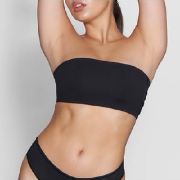 SKIMS Fits Everybody Bandeau Bralette ❤️IN STORES❤️ - Picture 1 of 5